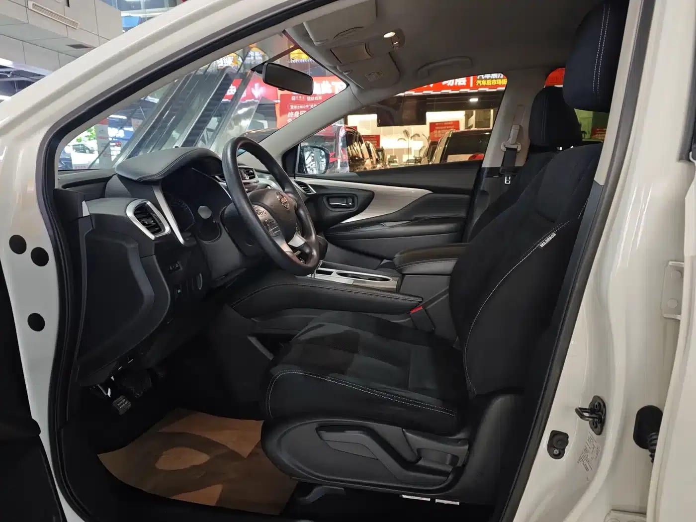 Nissan Murano 2021 2.5L XE 2WD Elite Edition — миниатюра 20