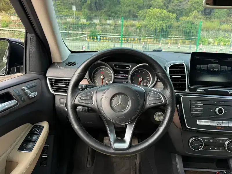 Mercedes-Benz GLS 2017 3.0T Automatic 4WD 7-Seater (Parallel Import) — миниатюра 9