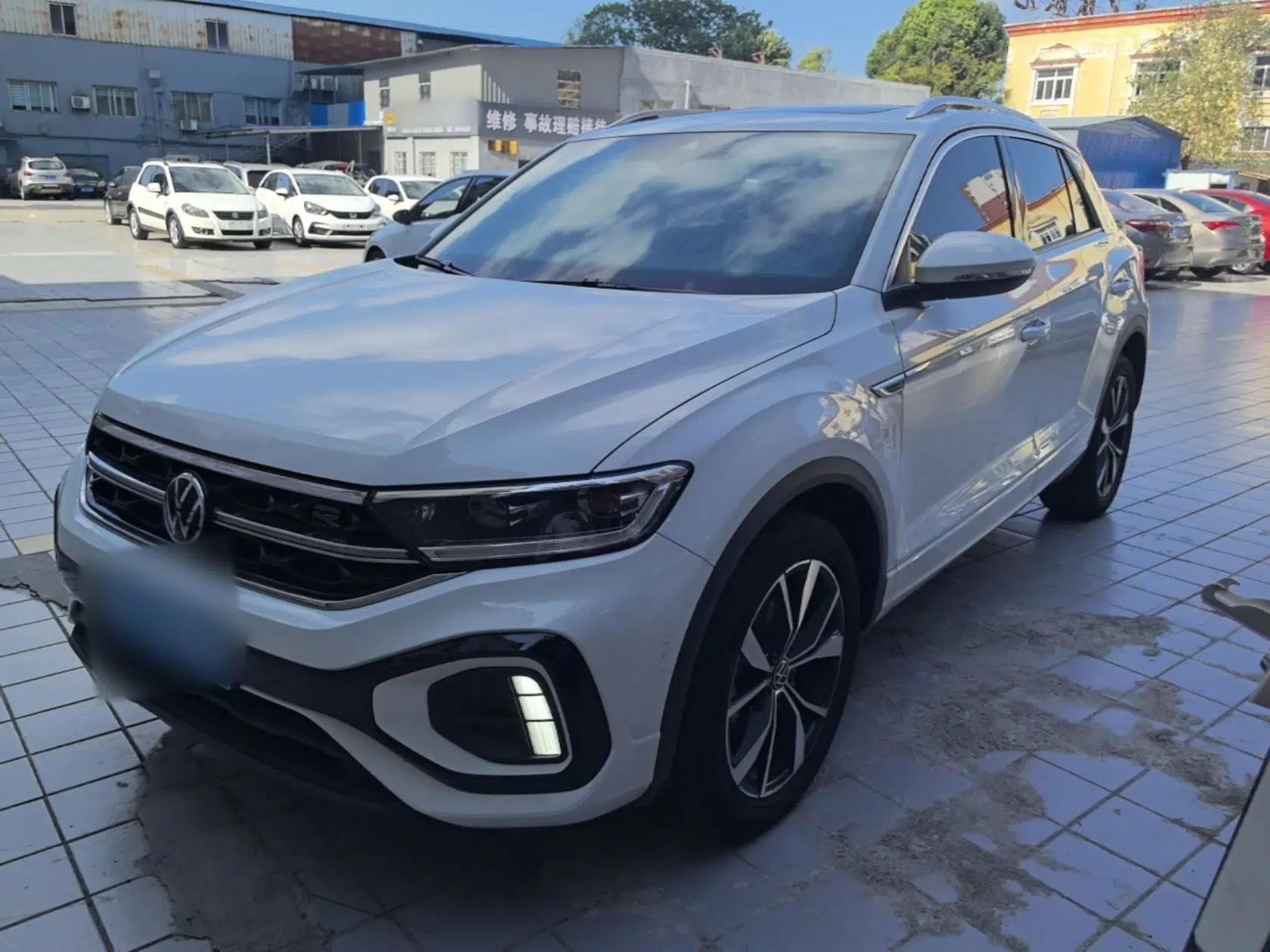 Volkswagen T-ROC 2024 300TSI DSG Two-Wheel-Drive Chen Guang Edition — миниатюра 1