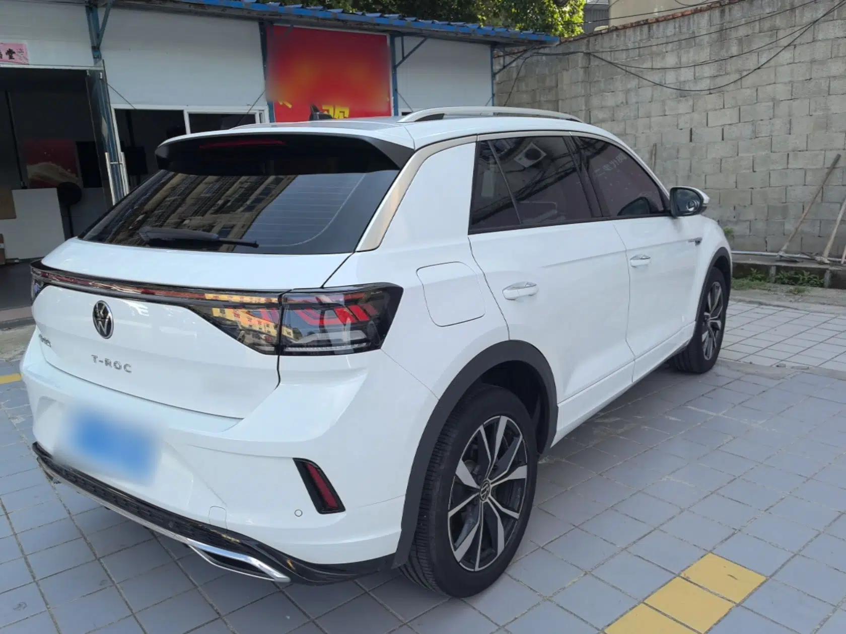 Volkswagen T-ROC 2024 300TSI DSG Two-Wheel-Drive Chen Guang Edition — миниатюра 6