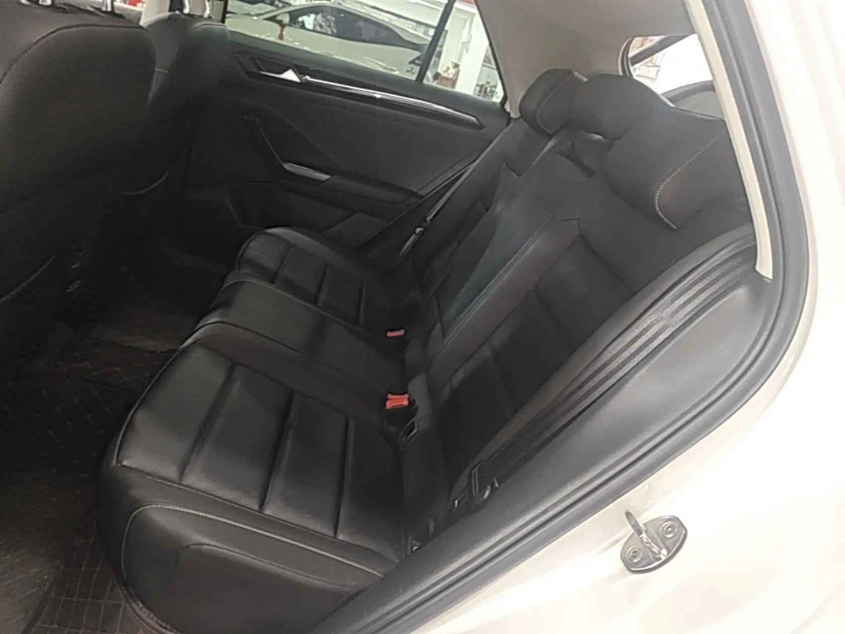 Volkswagen T-ROC 2019 280TSI DSG Two-Wheel Drive Comfort Version China VI Standard — миниатюра 27