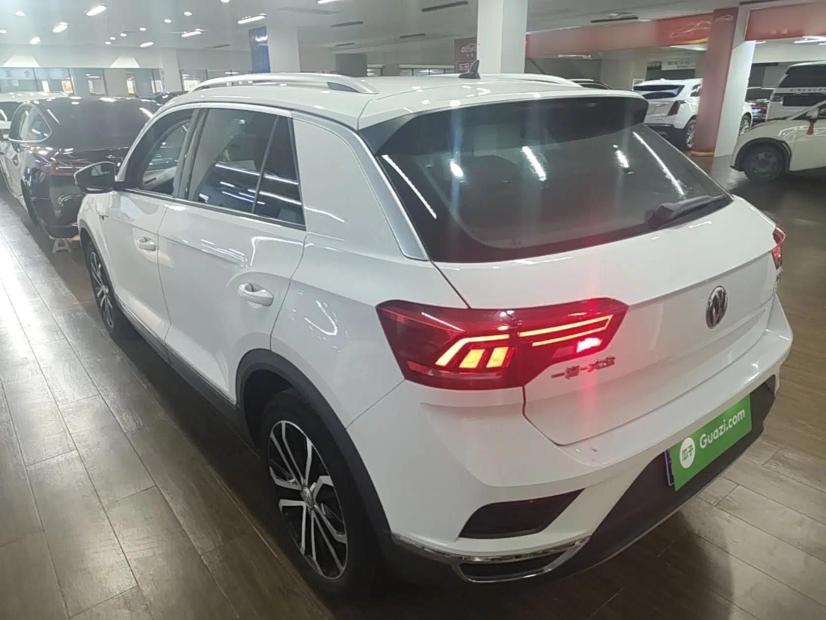 Volkswagen T-ROC 2019 280TSI DSG Two-Wheel Drive Comfort Version China VI Standard — миниатюра 4