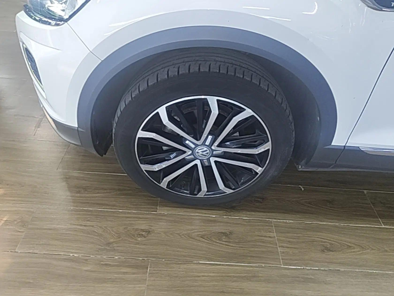 Volkswagen T-ROC 2019 280TSI DSG Two-Wheel Drive Comfort Version China VI Standard — миниатюра 10
