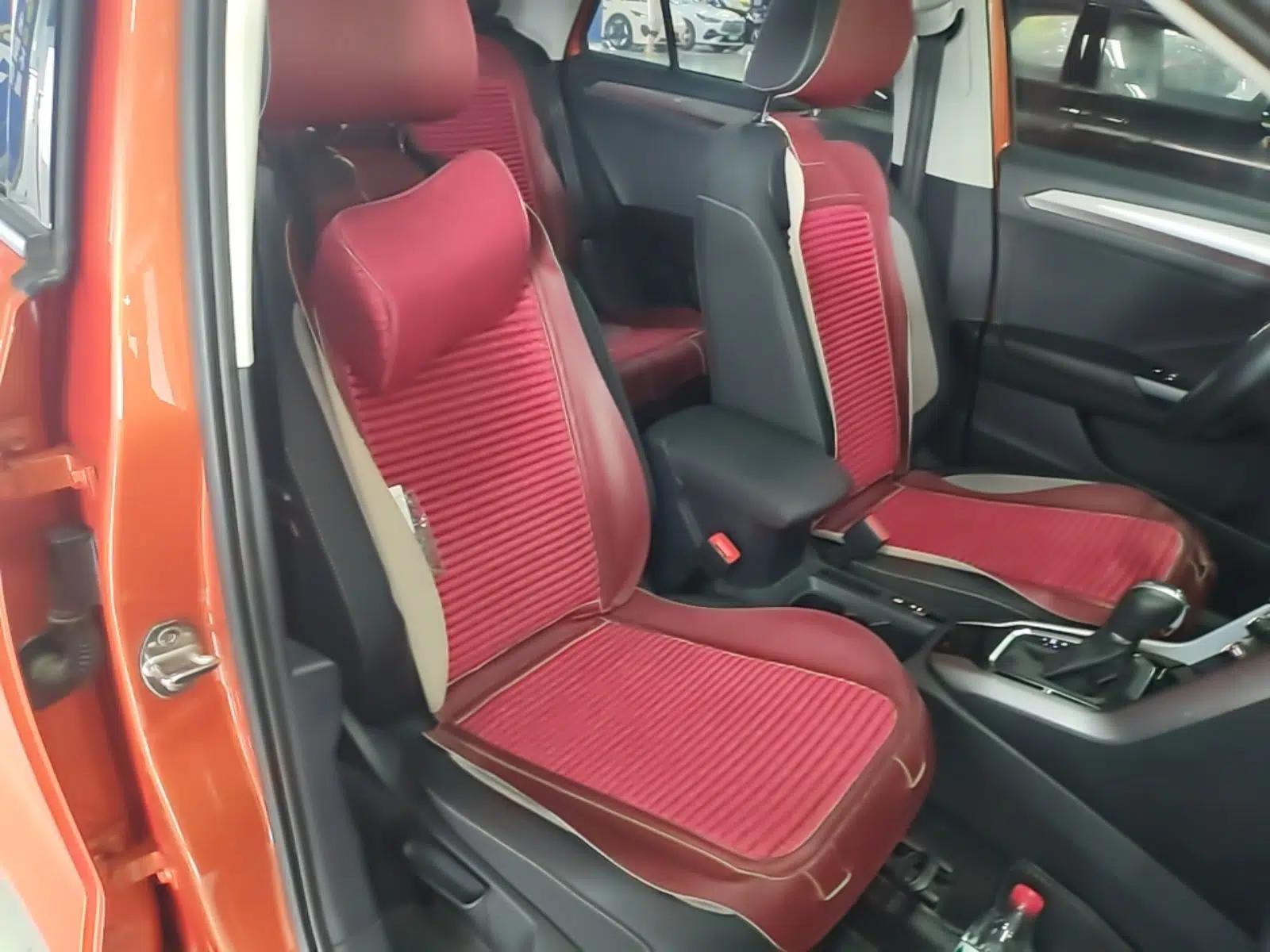 Volkswagen T-ROC 2018 230TSI DSG Two-Wheel Drive Advanced Version China V Standard — миниатюра 19