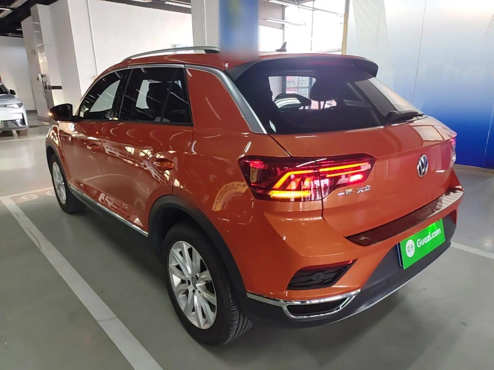 Volkswagen T-ROC 2018 230TSI DSG Two-Wheel Drive Advanced Version China V Standard — миниатюра 4
