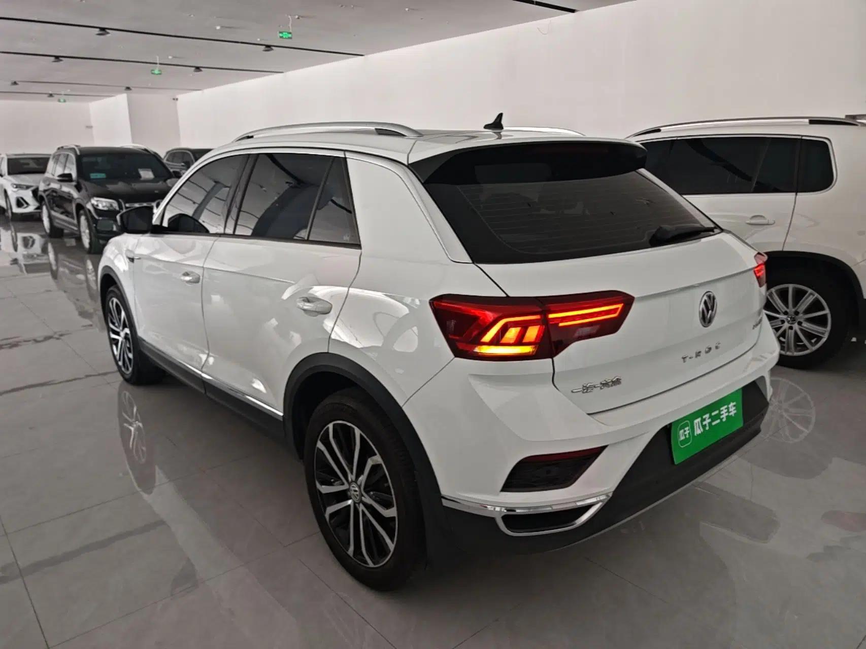 Volkswagen T-ROC 2020 280TSI DSG Two-Wheel Drive Comfort Version — миниатюра 4