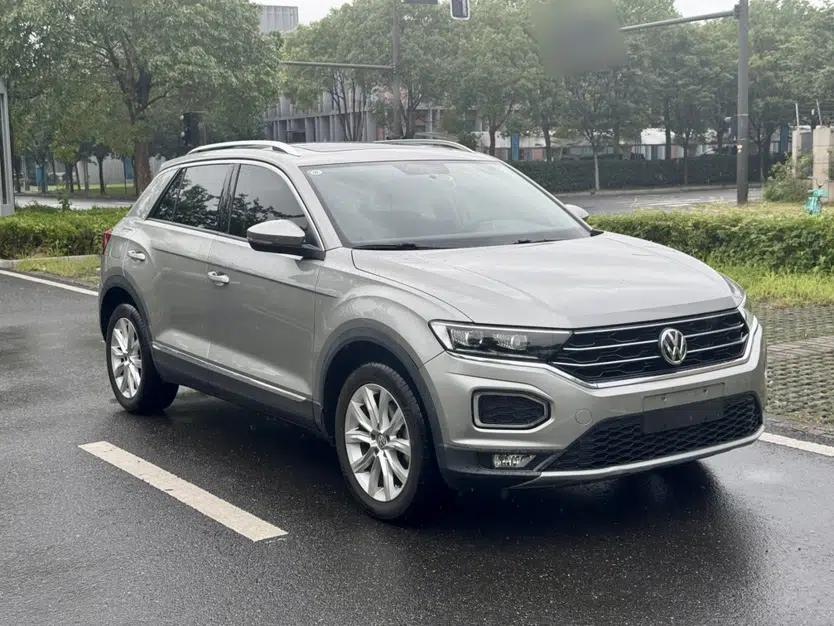 Volkswagen T-ROC 2018 230TSI DSG Two-Wheel Drive Advanced Version China V Standard — миниатюра 7