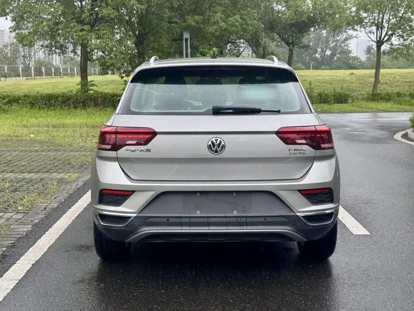 Volkswagen T-ROC 2018 230TSI DSG Two-Wheel Drive Advanced Version China V Standard — миниатюра 9