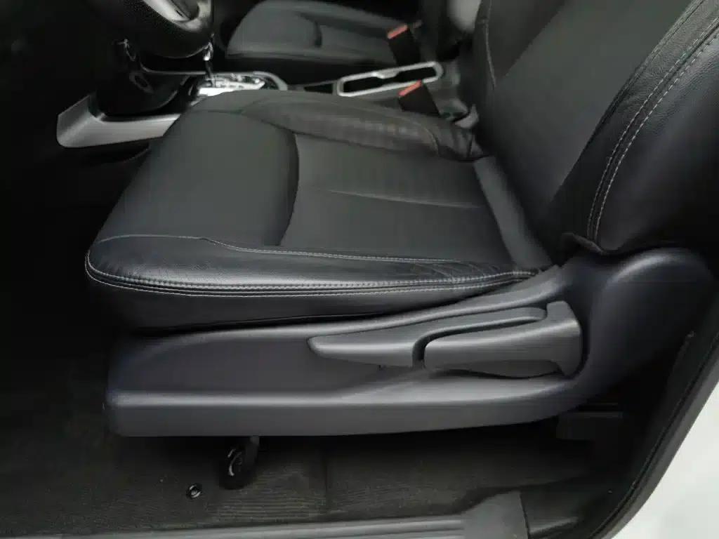 Terra 2020 2.5L XL Upper 4WD Automatic Four-Wheel Drive Luxury Edition — миниатюра 20