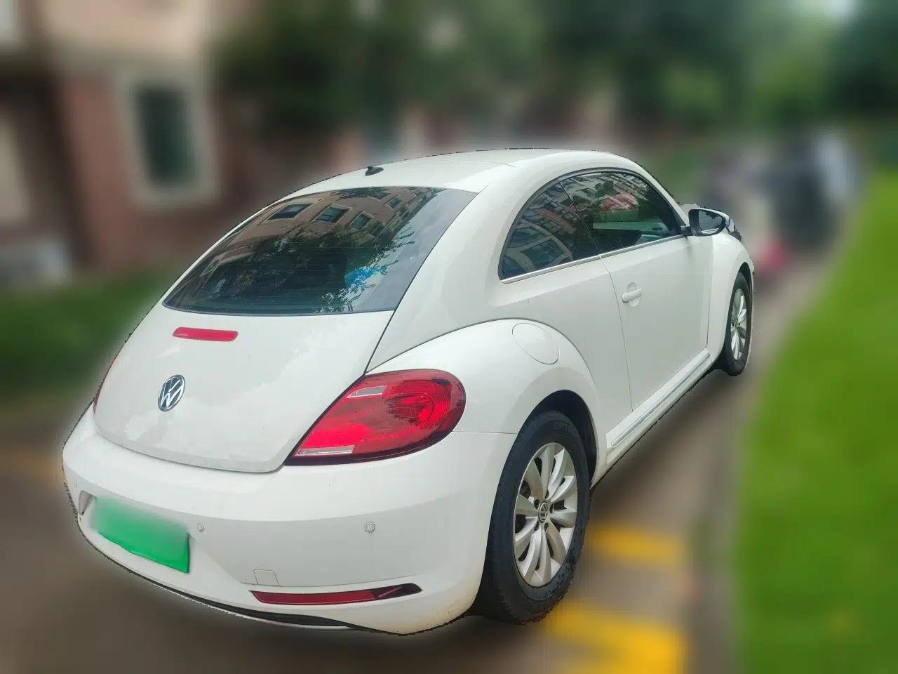 Volkswagen Beetle 2017 180TSI Yile Edition — миниатюра 6