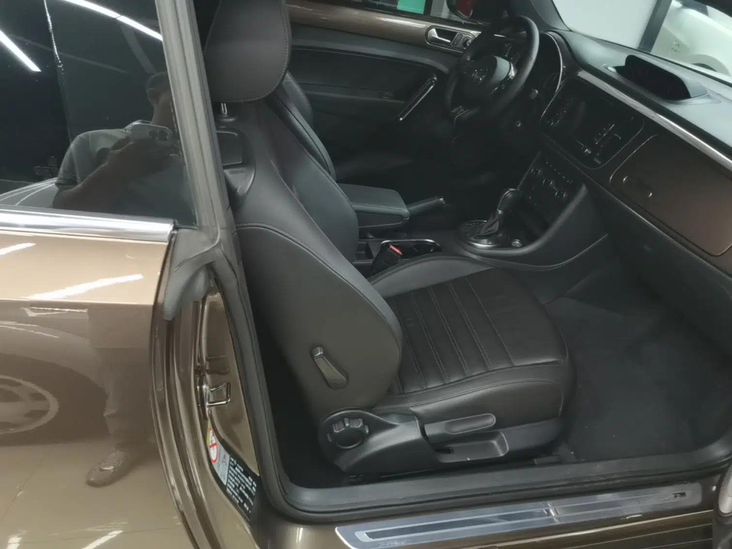 Volkswagen Beetle 2014 1.4TSI R-Line — миниатюра 19