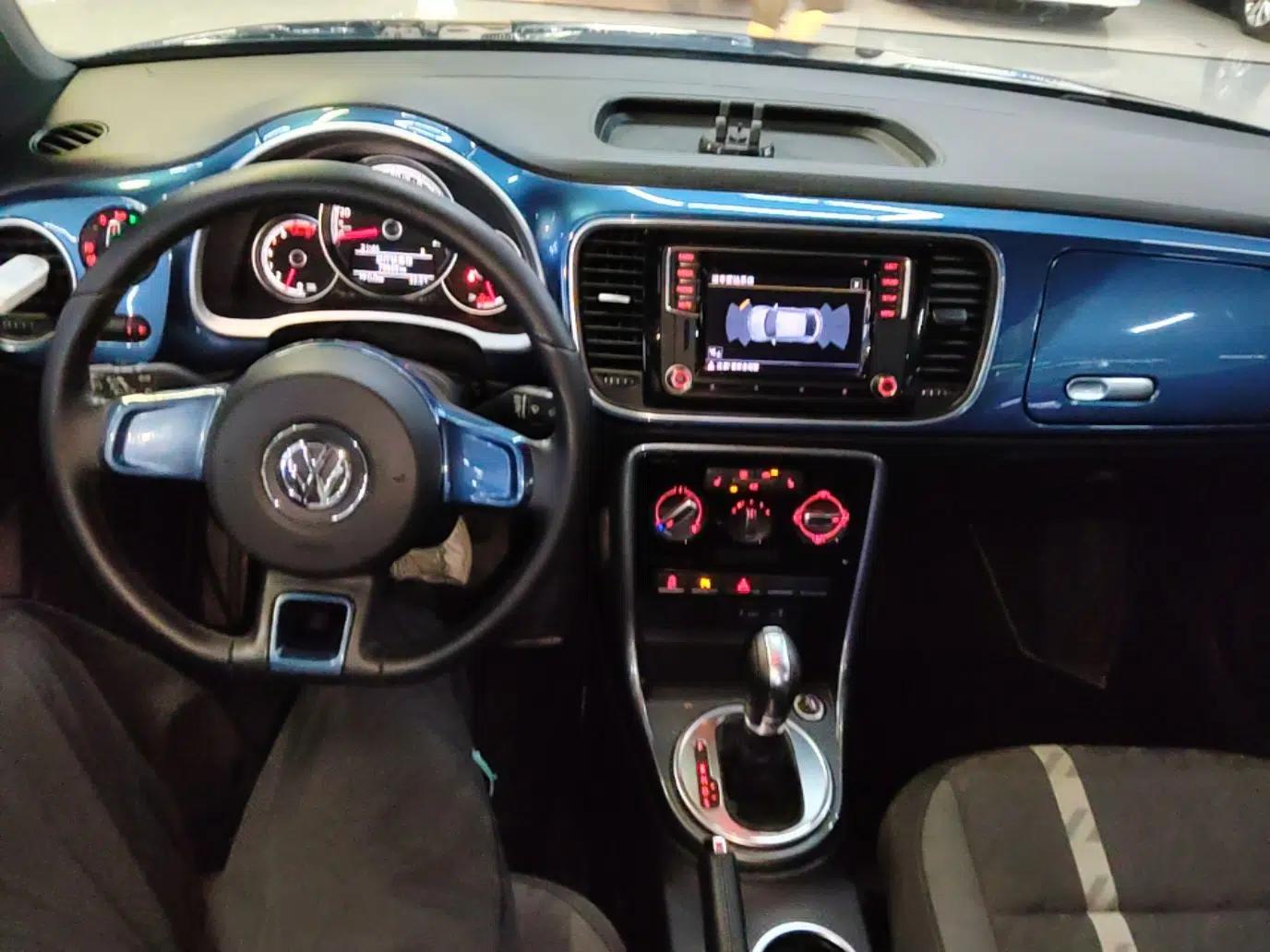 Volkswagen Beetle 2017 180TSI Shangle Edition — миниатюра 12