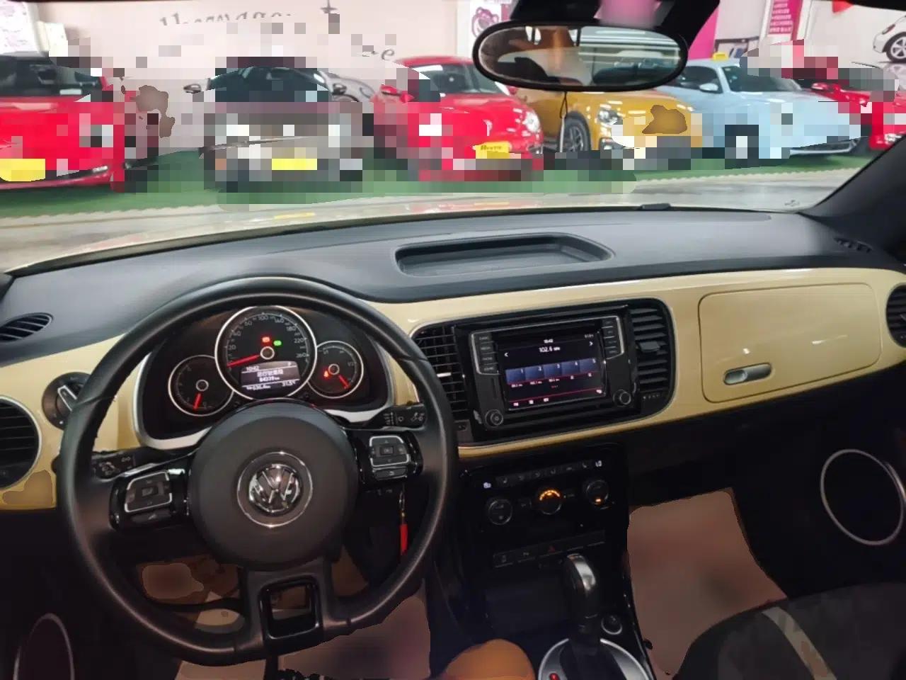 Volkswagen Beetle 2019 180TSI Collector's Edition — миниатюра 12