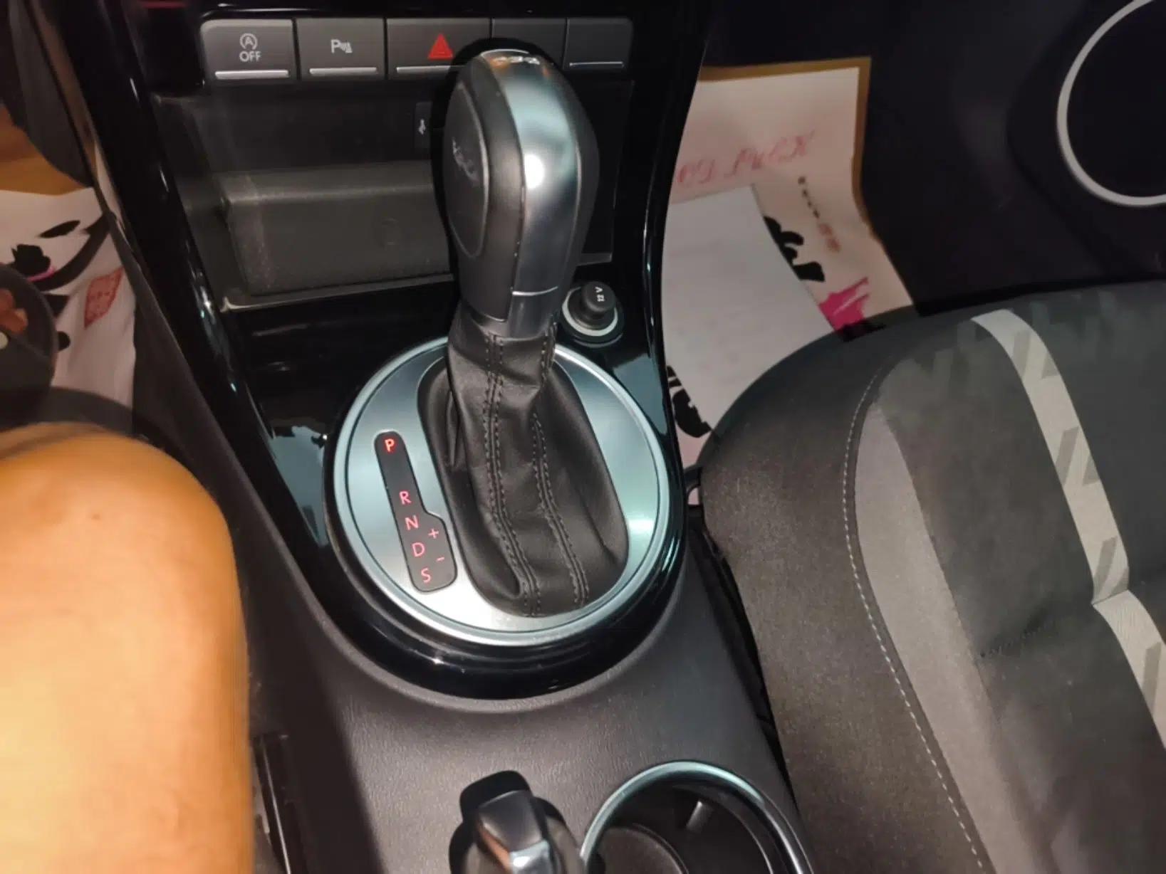 Volkswagen Beetle 2019 180TSI Collector's Edition — миниатюра 16