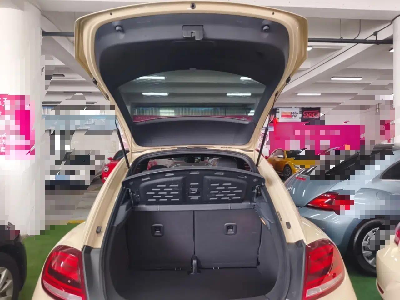 Volkswagen Beetle 2019 180TSI Collector's Edition — миниатюра 22