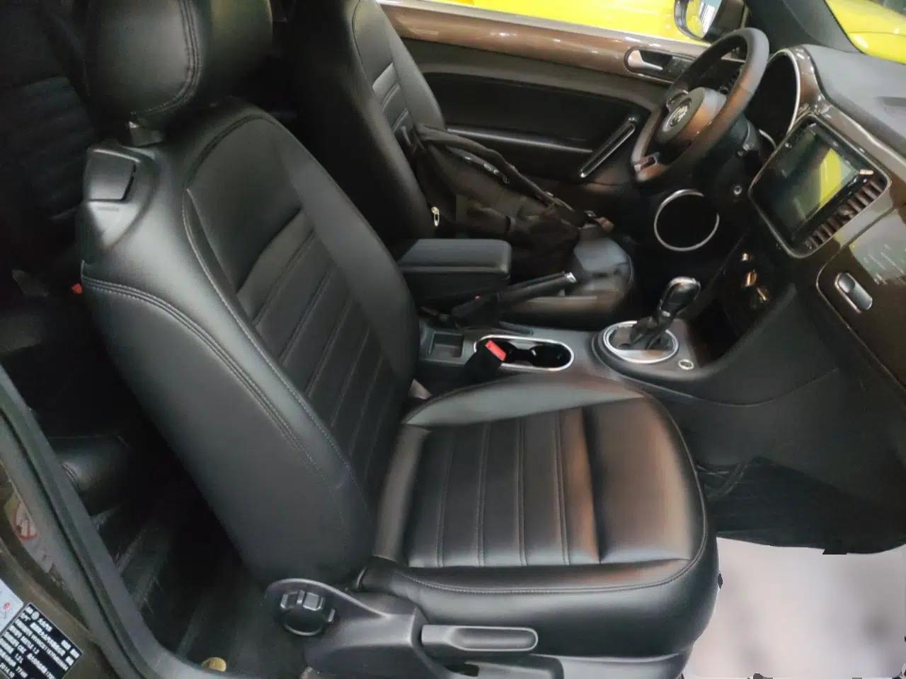 Volkswagen Beetle 2015 180TSI model — миниатюра 17