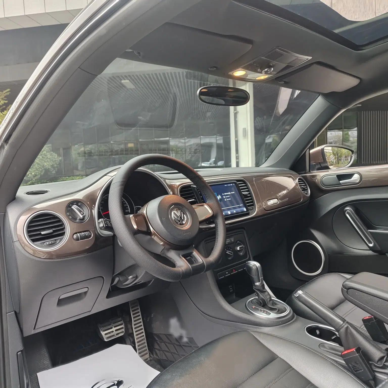 Volkswagen Beetle 2015 180TSI model — миниатюра 25