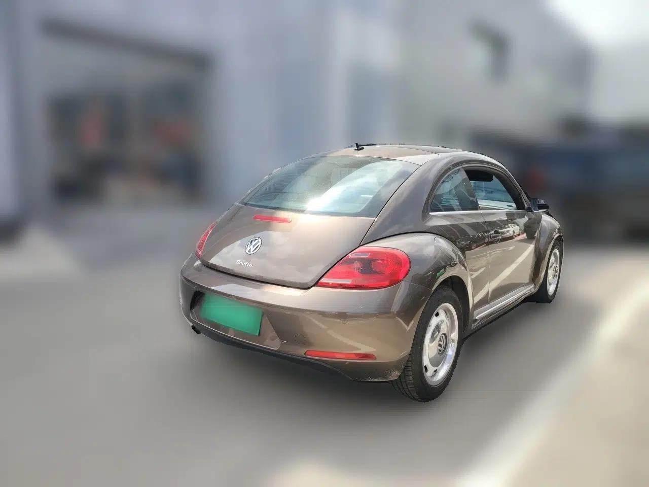Volkswagen Beetle 2014 1.2TSI Comfort Model — миниатюра 6
