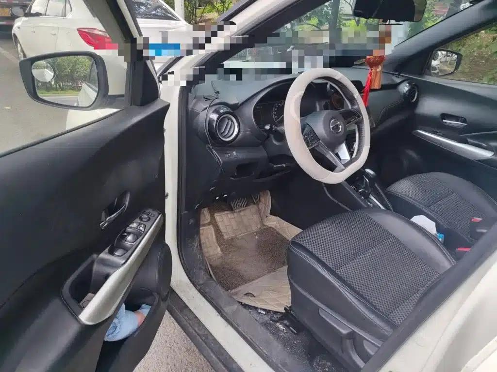 Nissan Kicks 2017 1.5L CVT Smart Edition — миниатюра 14