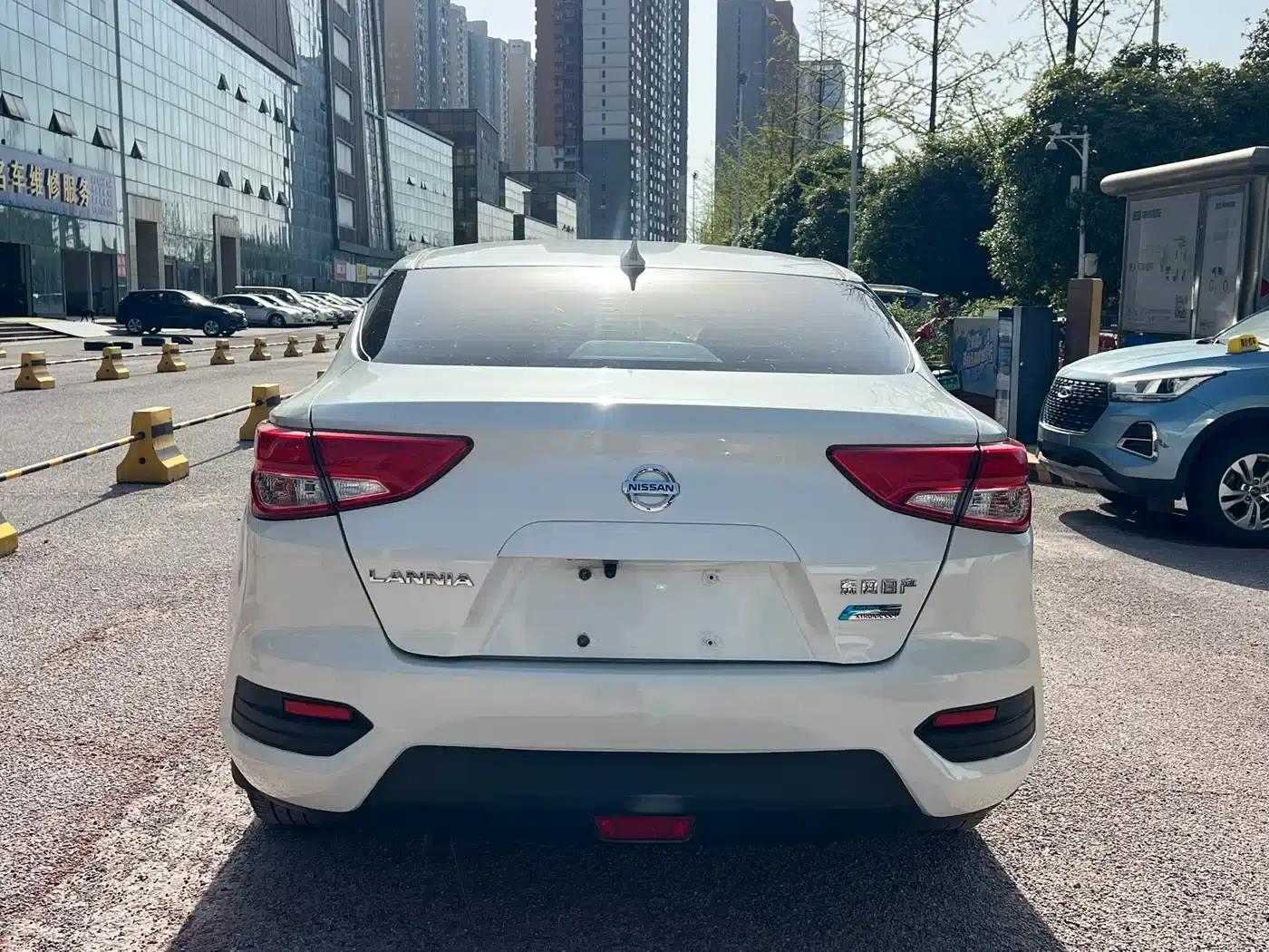 Nissan Bluebird 2019 1.6L CVT Cool Edition (National VI Emission Standard) — миниатюра 13