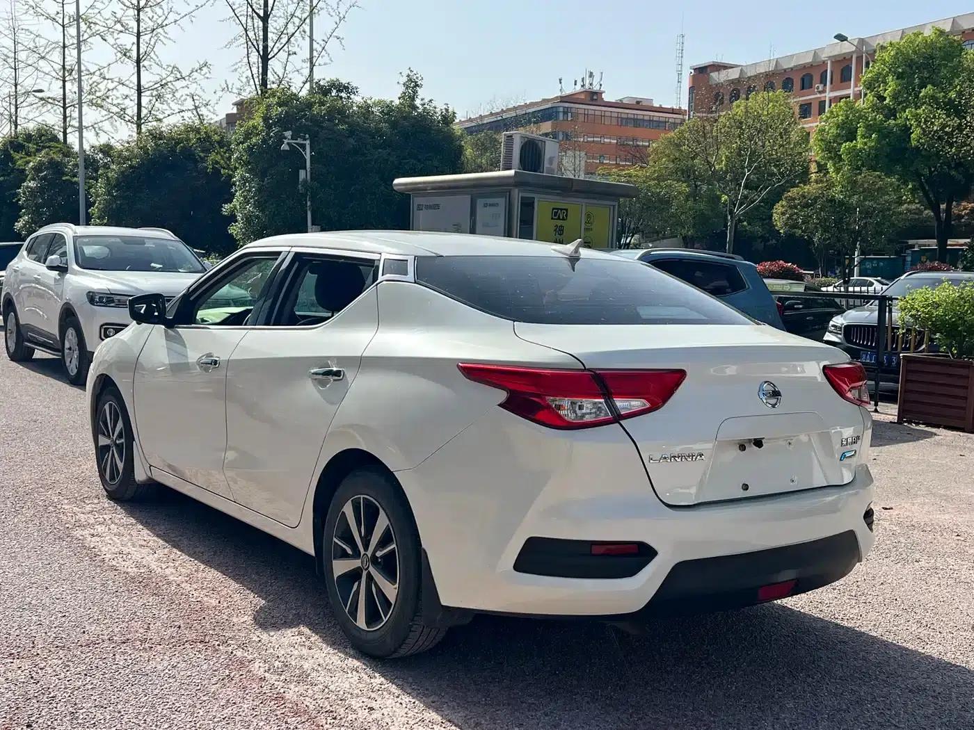 Nissan Bluebird 2019 1.6L CVT Cool Edition (National VI Emission Standard) — миниатюра 14