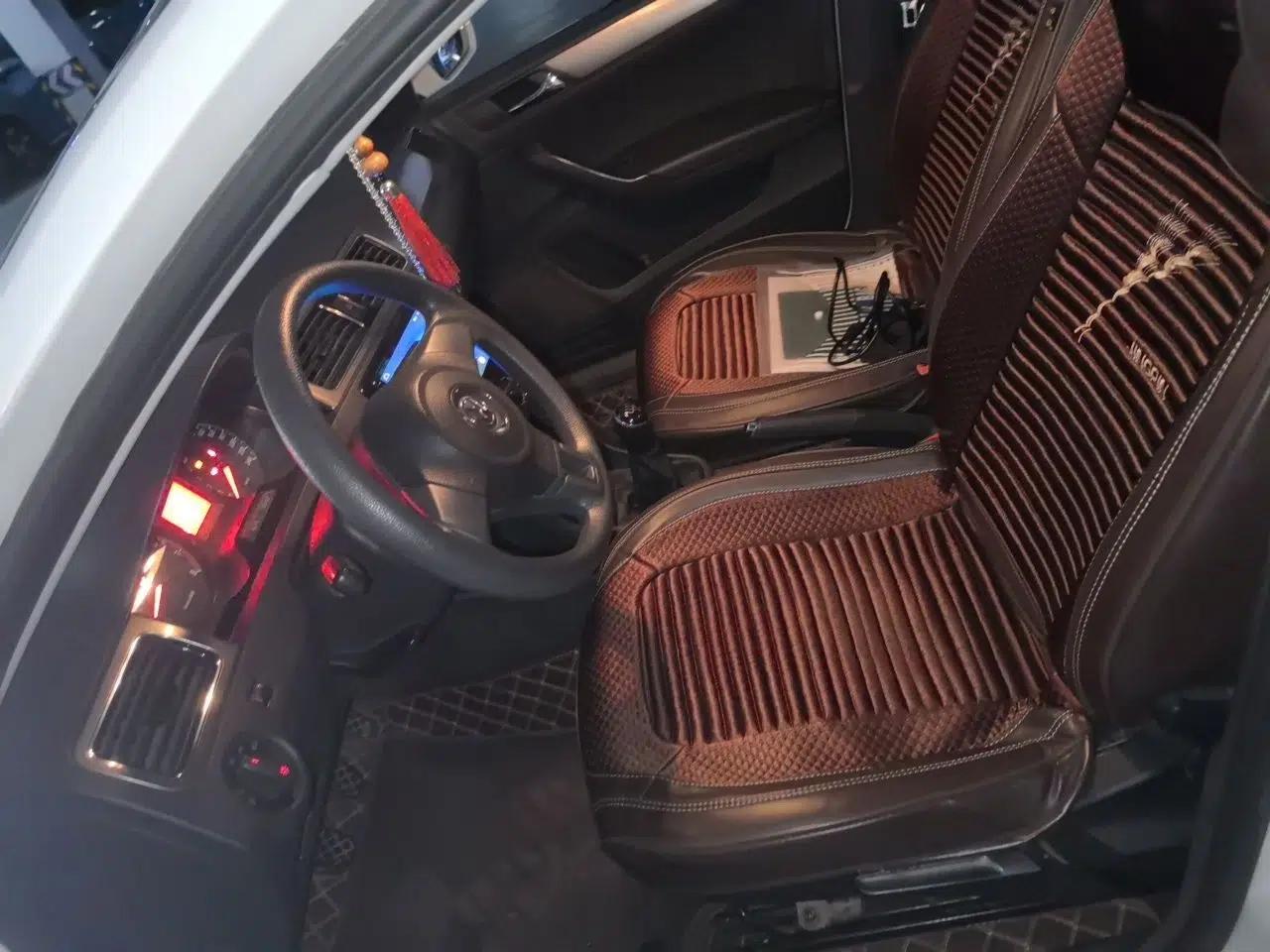 Volkswagen Santana 2015 1.4L Manual Comfort Edition — миниатюра 15