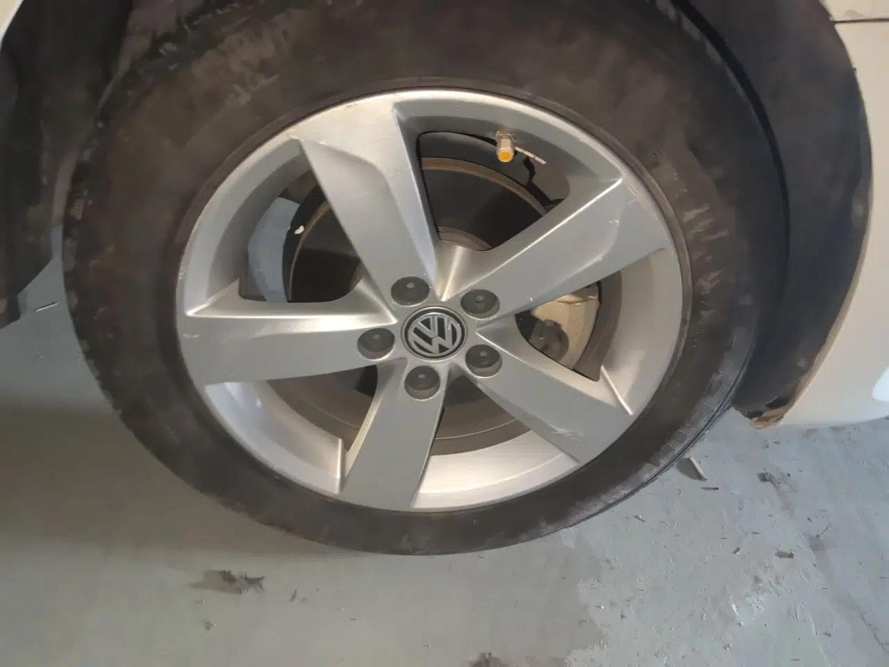 Volkswagen Santana 2015 1.4L Manual Comfort Edition — миниатюра 8
