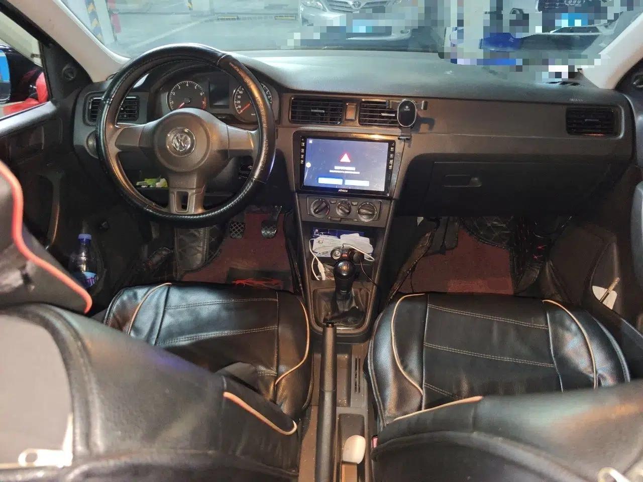 Volkswagen Santana 2015 1.4L Manual Fashion Edition — миниатюра 9