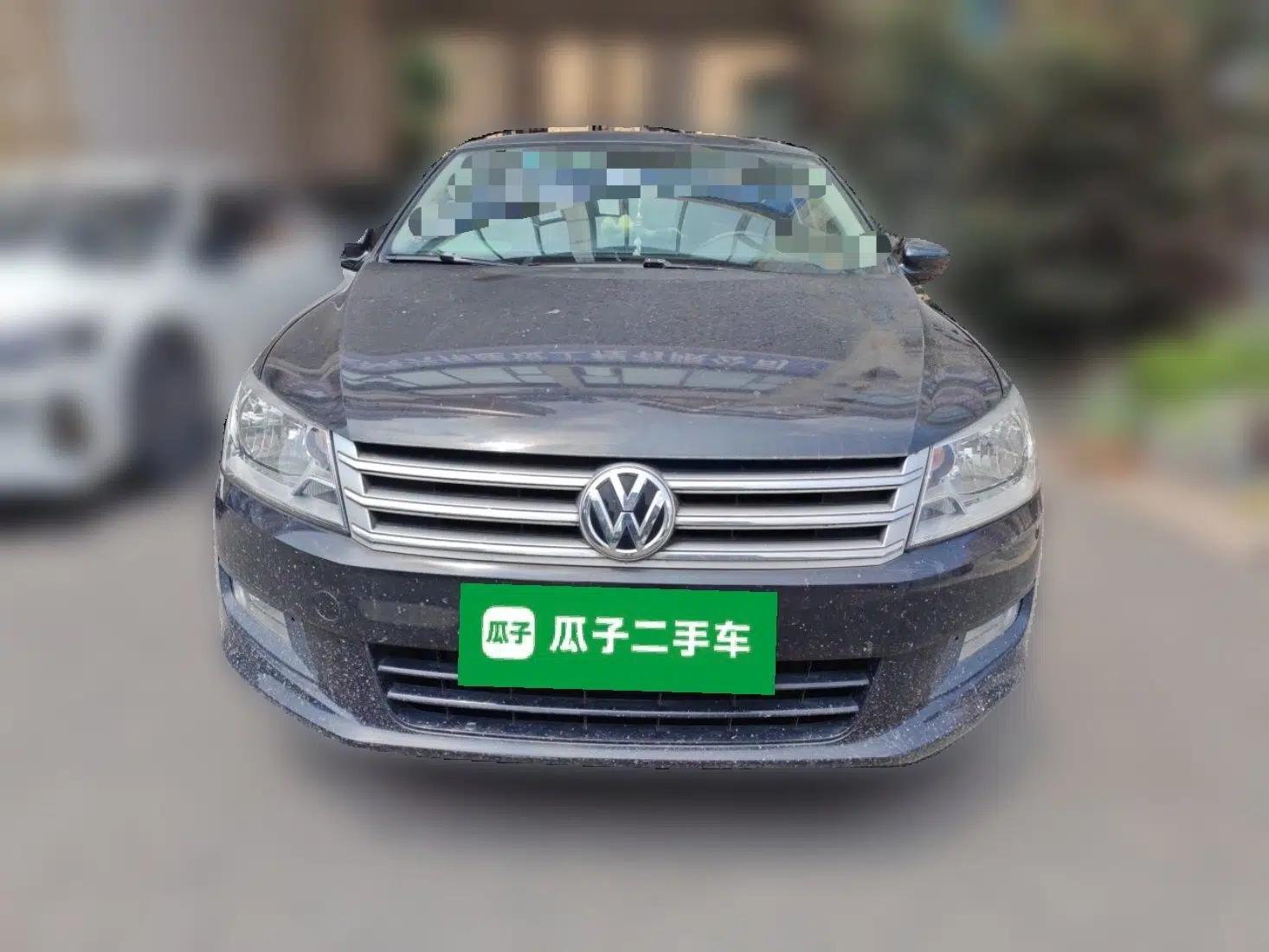 Volkswagen Santana 2015 1.4L Manual Comfort Edition — миниатюра 2