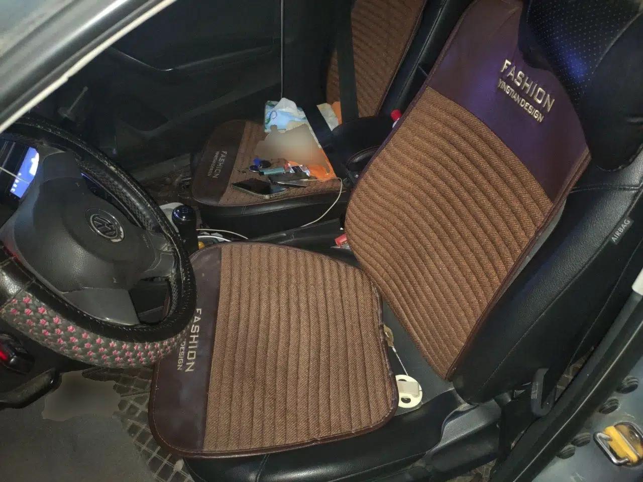 Volkswagen Santana 2015 1.6L Manual Comfort Edition — миниатюра 15