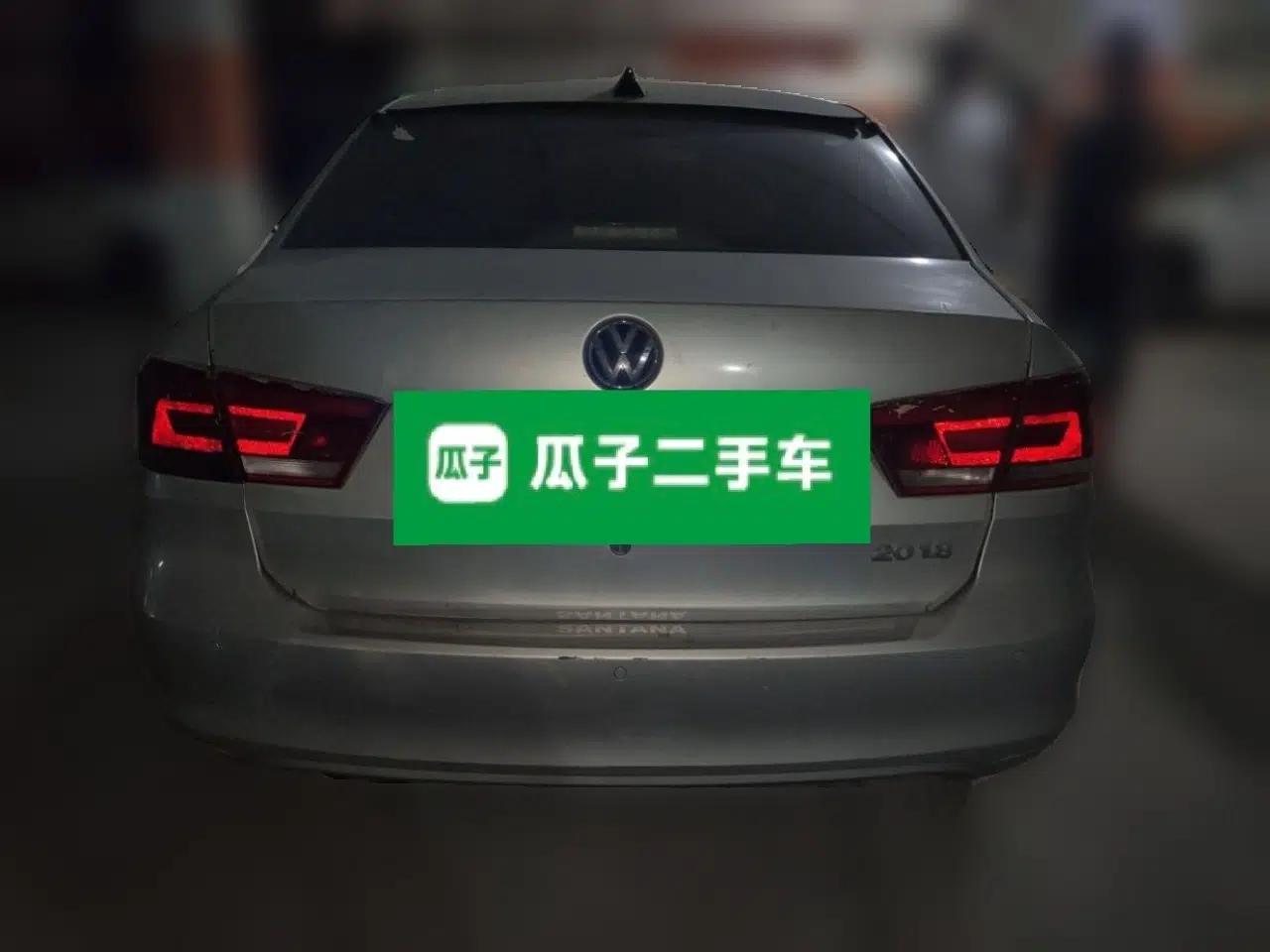 Volkswagen Santana 2015 1.6L Manual Comfort Edition — миниатюра 5