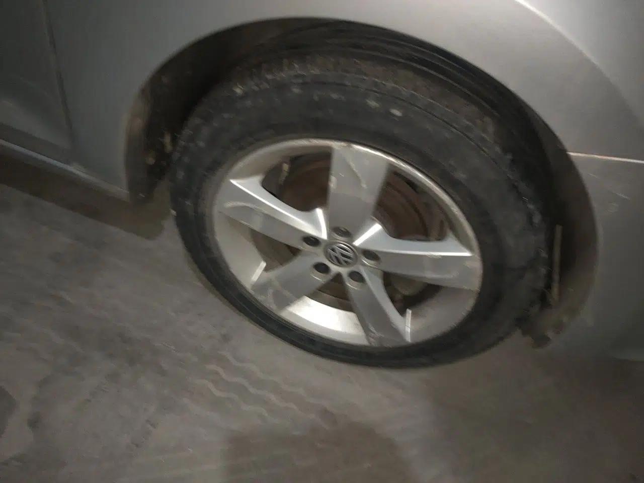 Volkswagen Santana 2015 1.6L Manual Comfort Edition — миниатюра 8