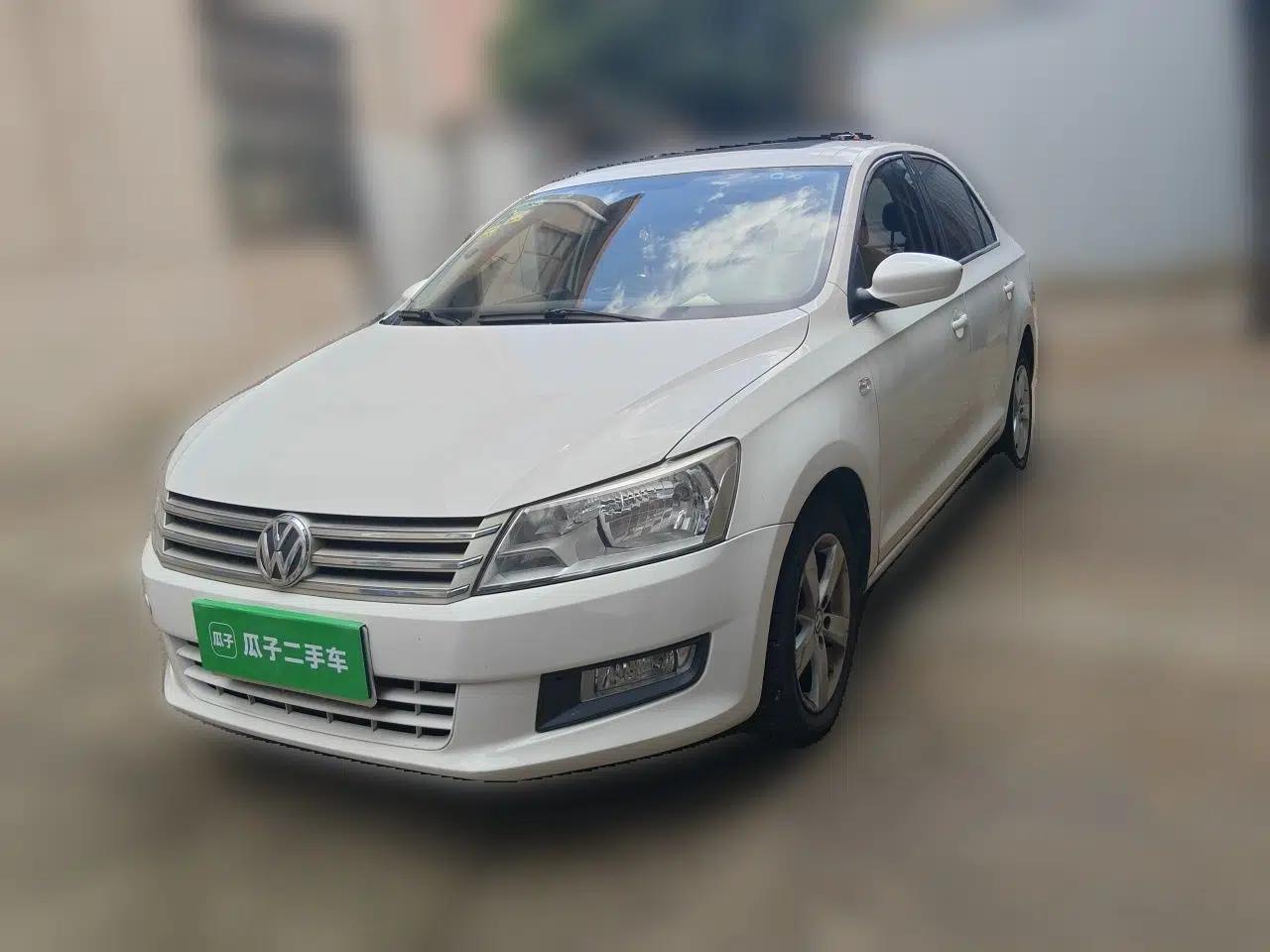 Volkswagen Santana 2013 1.6L Automatic Comfort Edition — миниатюра 1