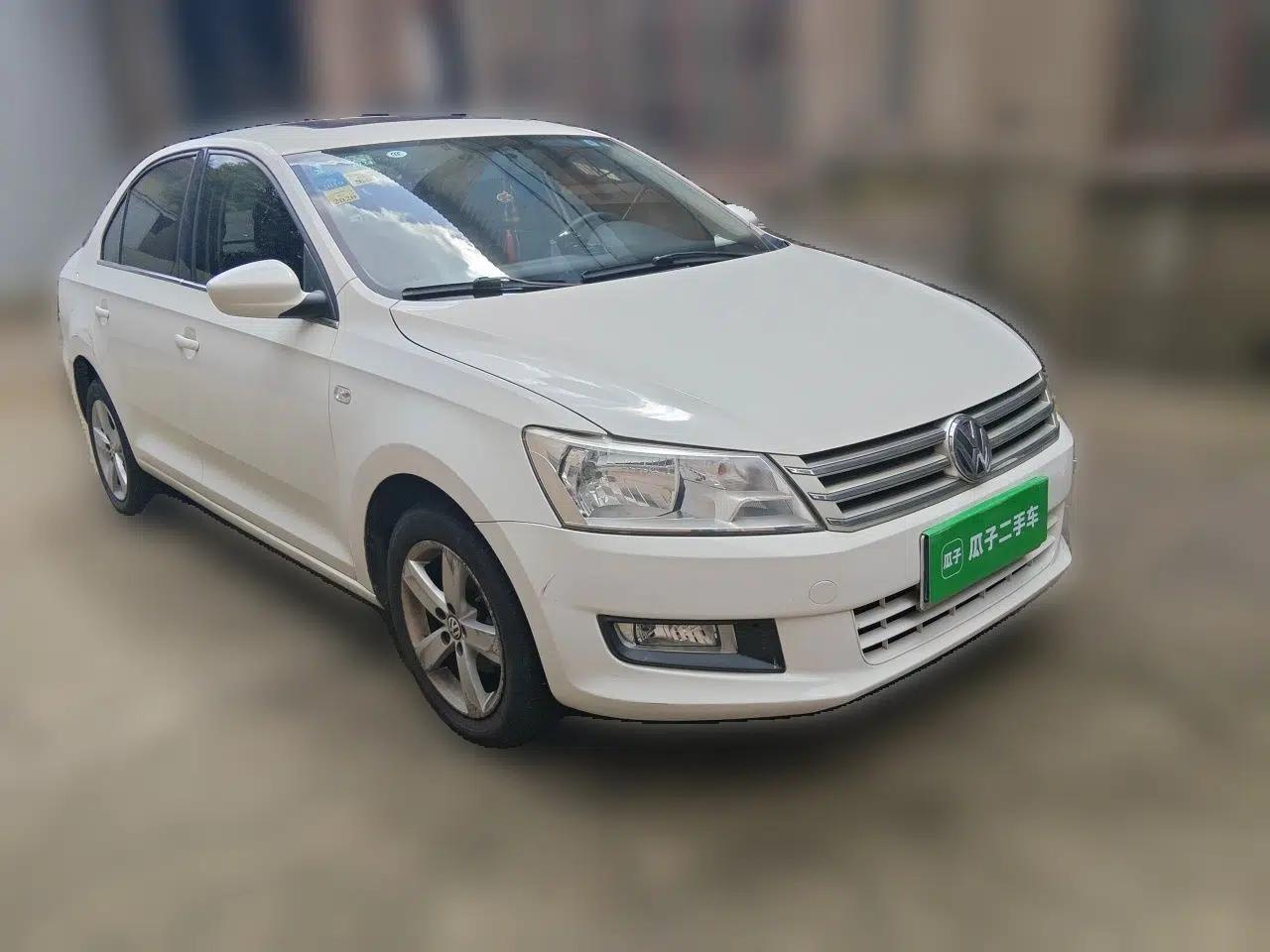Volkswagen Santana 2013 1.6L Automatic Comfort Edition — миниатюра 3