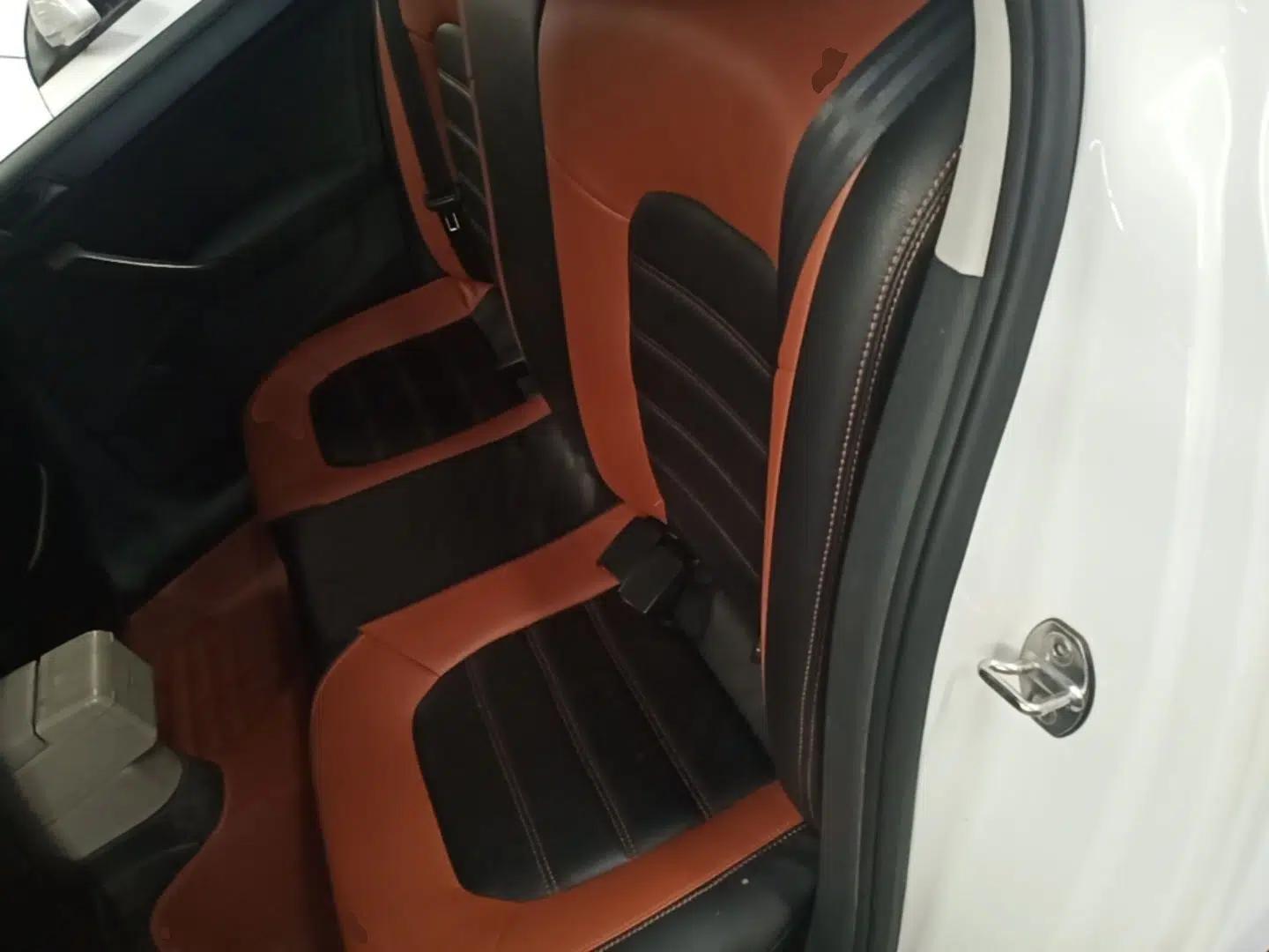 Volkswagen Santana 2016 1.6L Manual Fashion Edition — миниатюра 20