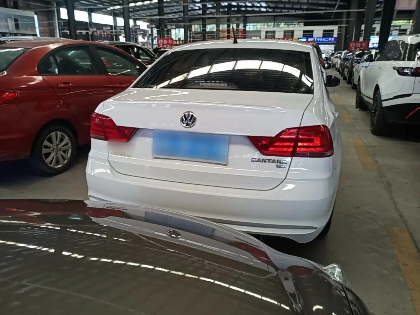 Volkswagen Santana 2016 1.6L Manual Fashion Edition — миниатюра 5
