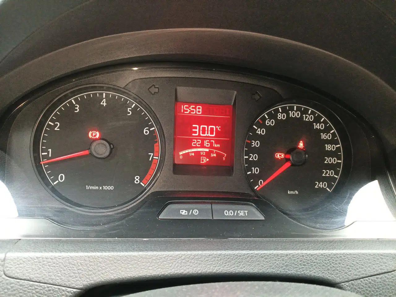 Volkswagen Santana 2015 1.4L Manual Fashion Edition — миниатюра 11