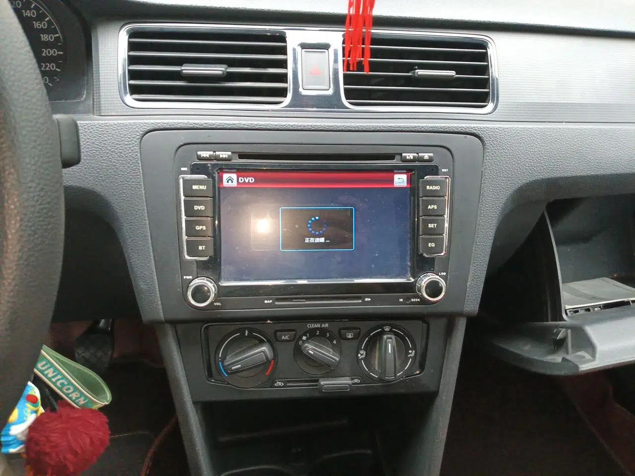 Volkswagen Santana 2015 1.4L Manual Fashion Edition — миниатюра 13