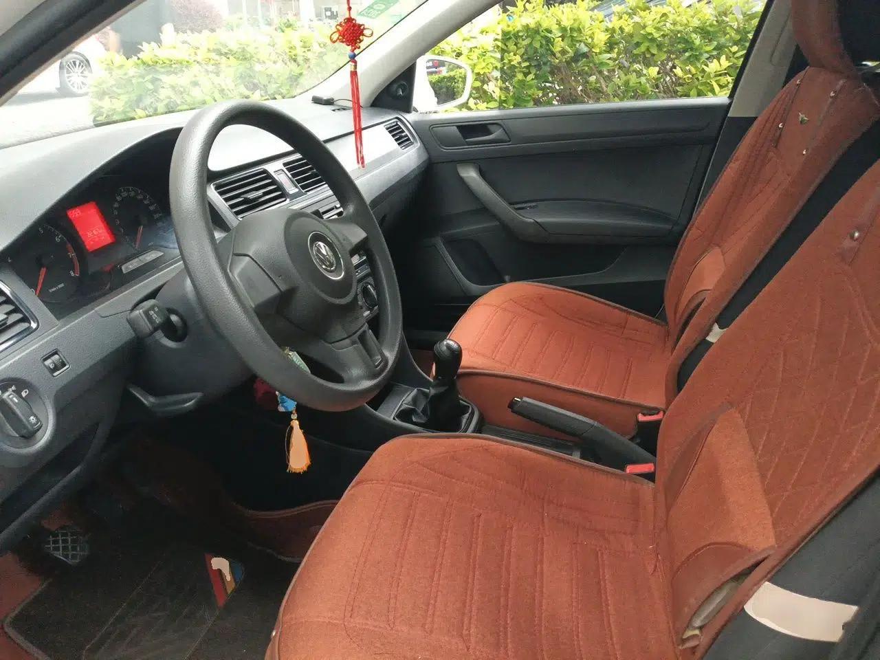 Volkswagen Santana 2015 1.4L Manual Fashion Edition — миниатюра 15