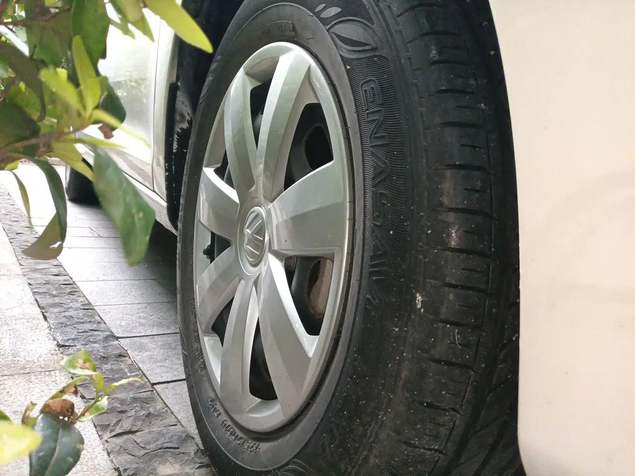 Volkswagen Santana 2015 1.4L Manual Fashion Edition — миниатюра 8