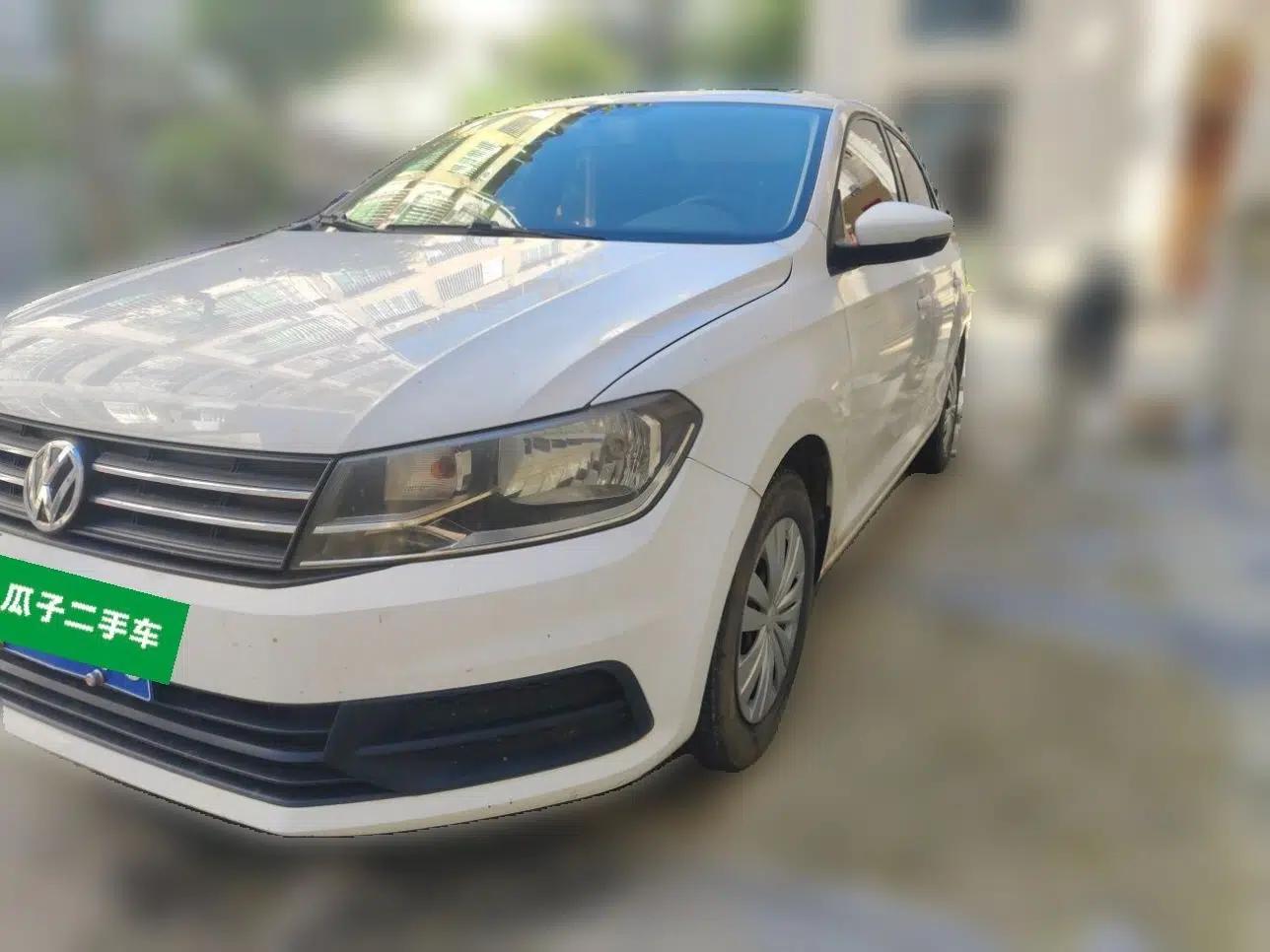 Volkswagen Santana 2016 1.6L Automatic Fashion Edition — миниатюра 1