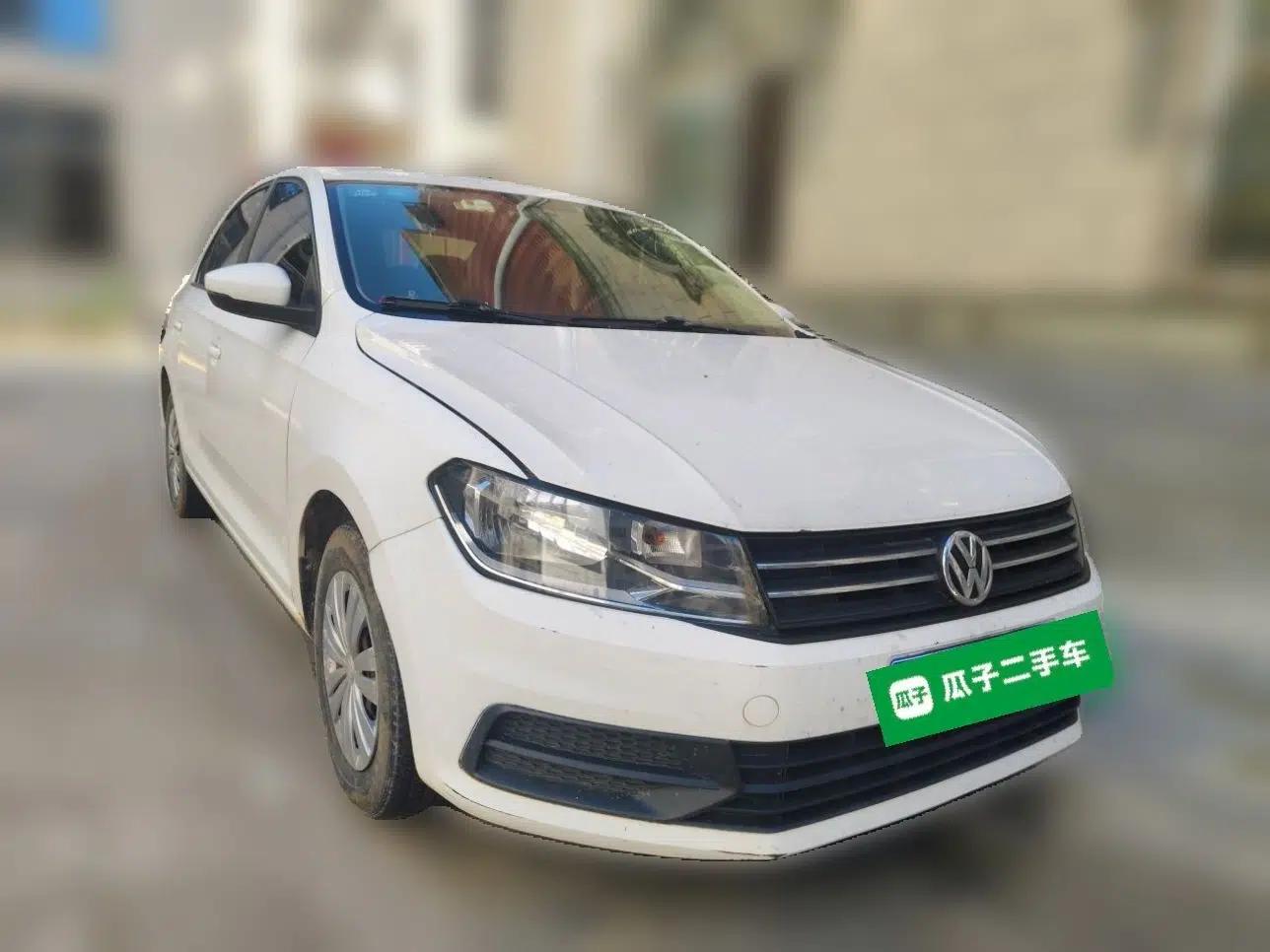 Volkswagen Santana 2016 1.6L Automatic Fashion Edition — миниатюра 3