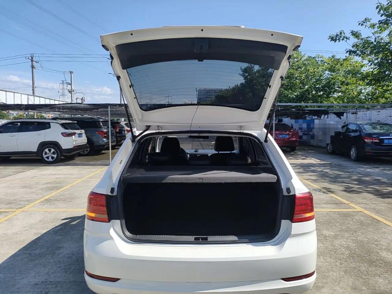 Volkswagen Santana 2019 Haona 1.5L Automatic Fashion Edition China VI Standard — миниатюра 22