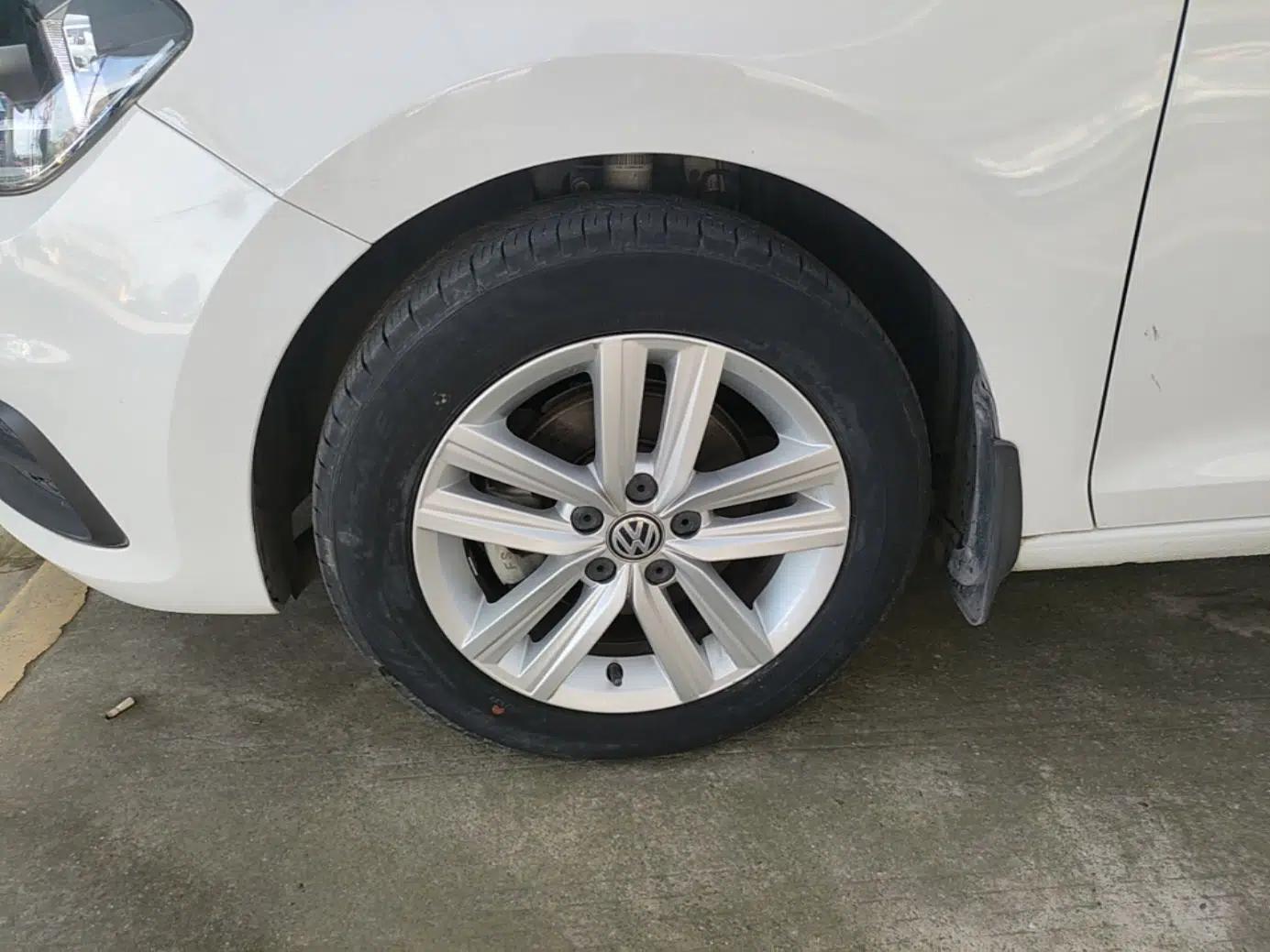 Volkswagen Santana 2019 Haona 1.5L Automatic Fashion Edition China VI Standard — миниатюра 10