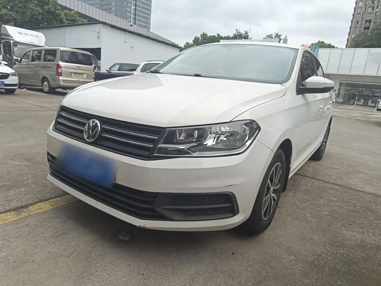 Volkswagen Santana 2017 Haval H6 1.6L Automatic Fashion Edition — миниатюра 1