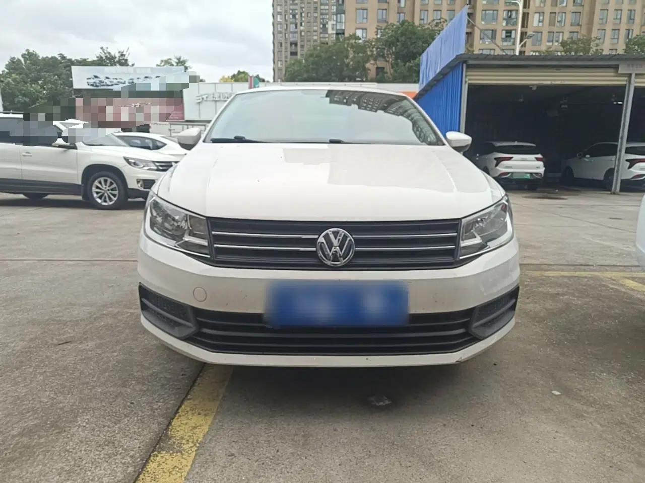 Volkswagen Santana 2017 Haval H6 1.6L Automatic Fashion Edition — миниатюра 2