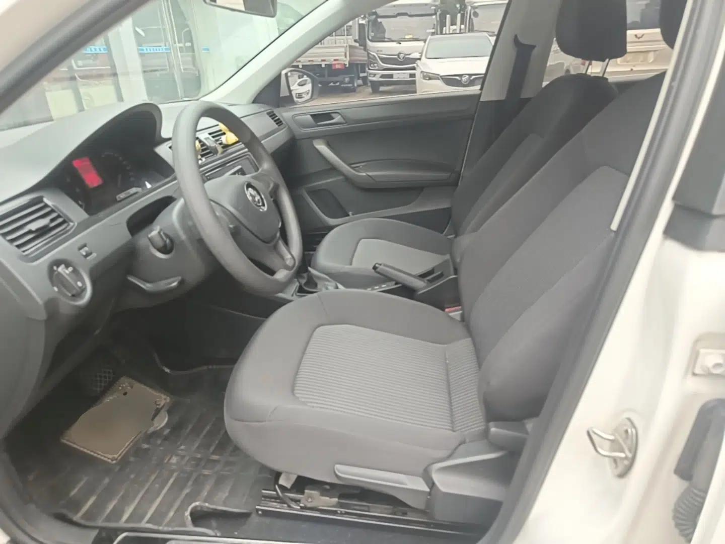 Volkswagen Santana 2017 Haval H6 1.6L Automatic Fashion Edition — миниатюра 17