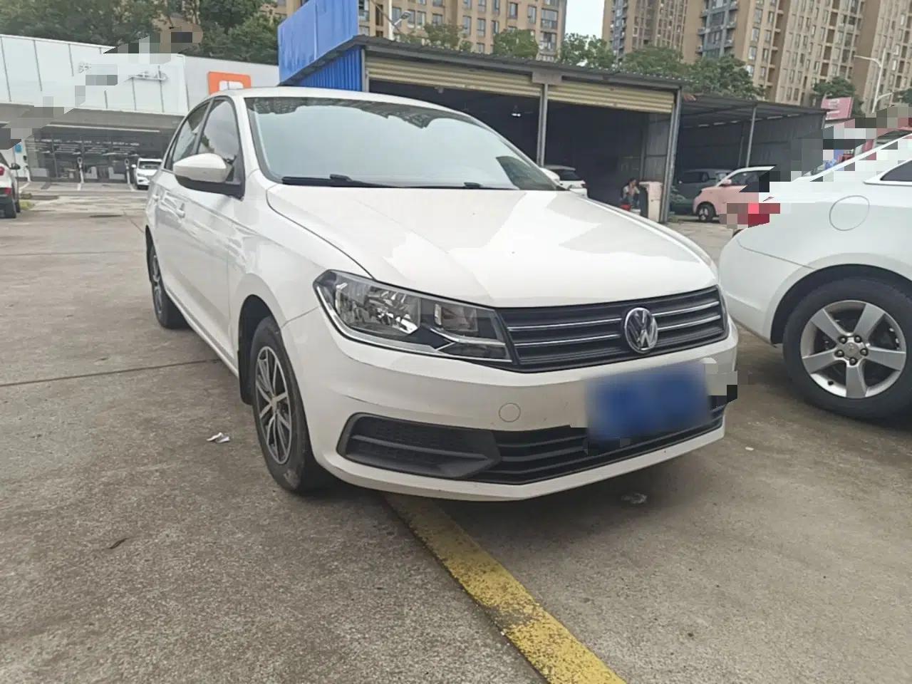 Volkswagen Santana 2017 Haval H6 1.6L Automatic Fashion Edition — миниатюра 3