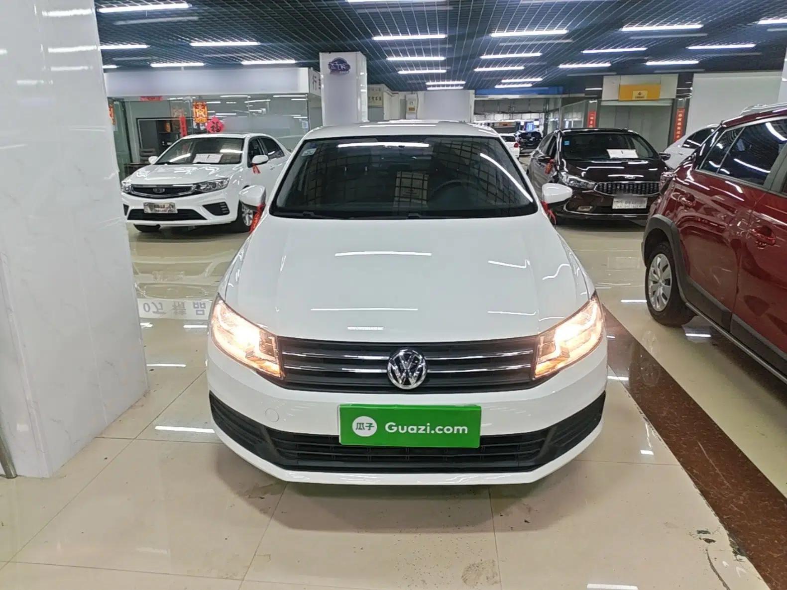 Volkswagen Santana 2016 1.6L Automatic Fashion Edition — миниатюра 2