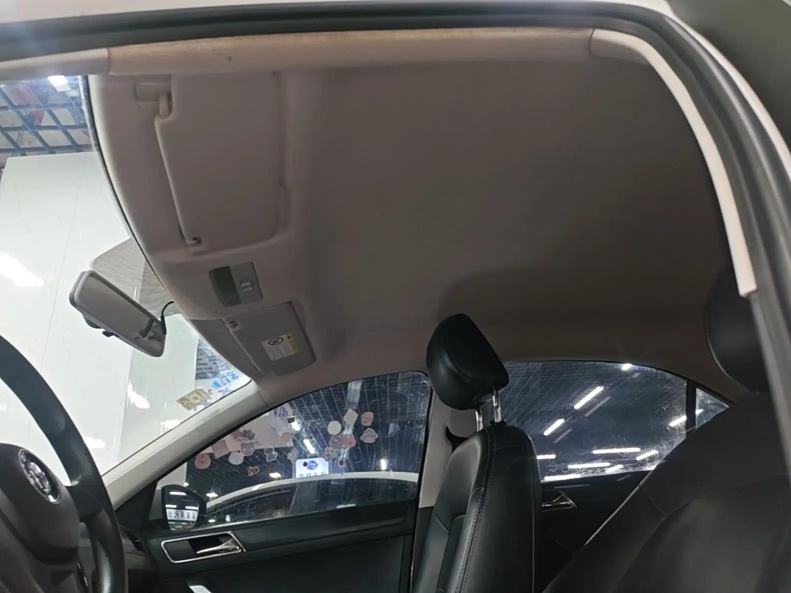 Volkswagen Santana 2016 1.6L Automatic Fashion Edition — миниатюра 21